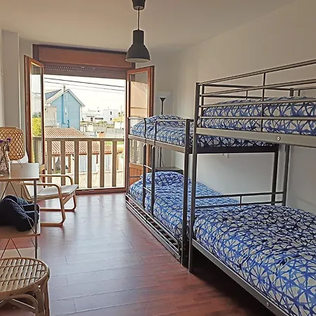 Boaola Surf House Homestay *