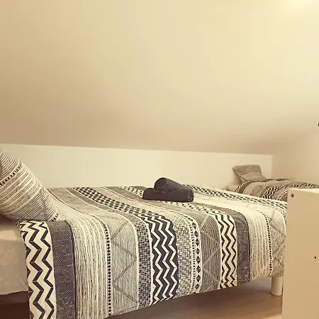 Homestay Boaola Surf House Carballo