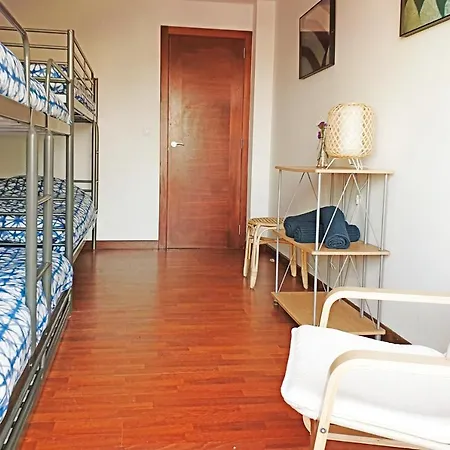 Boaola Surf House *